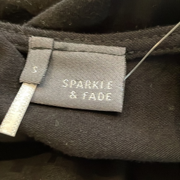 Top - Picture 5 of 6